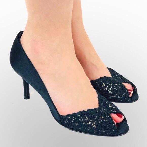 CLEARANCE! Black Stuart Weitzman Chantelle Pumps 6.5 - Picture 5 of 6